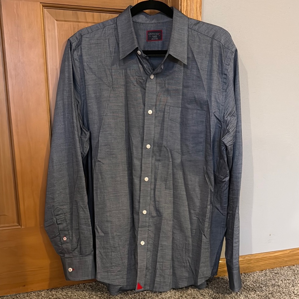 UNTUCKit Button Down Shirt